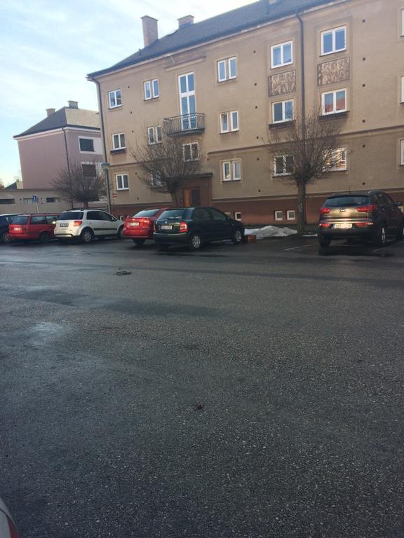 Apartman Namesti Horniku Трутнов Екстериор снимка